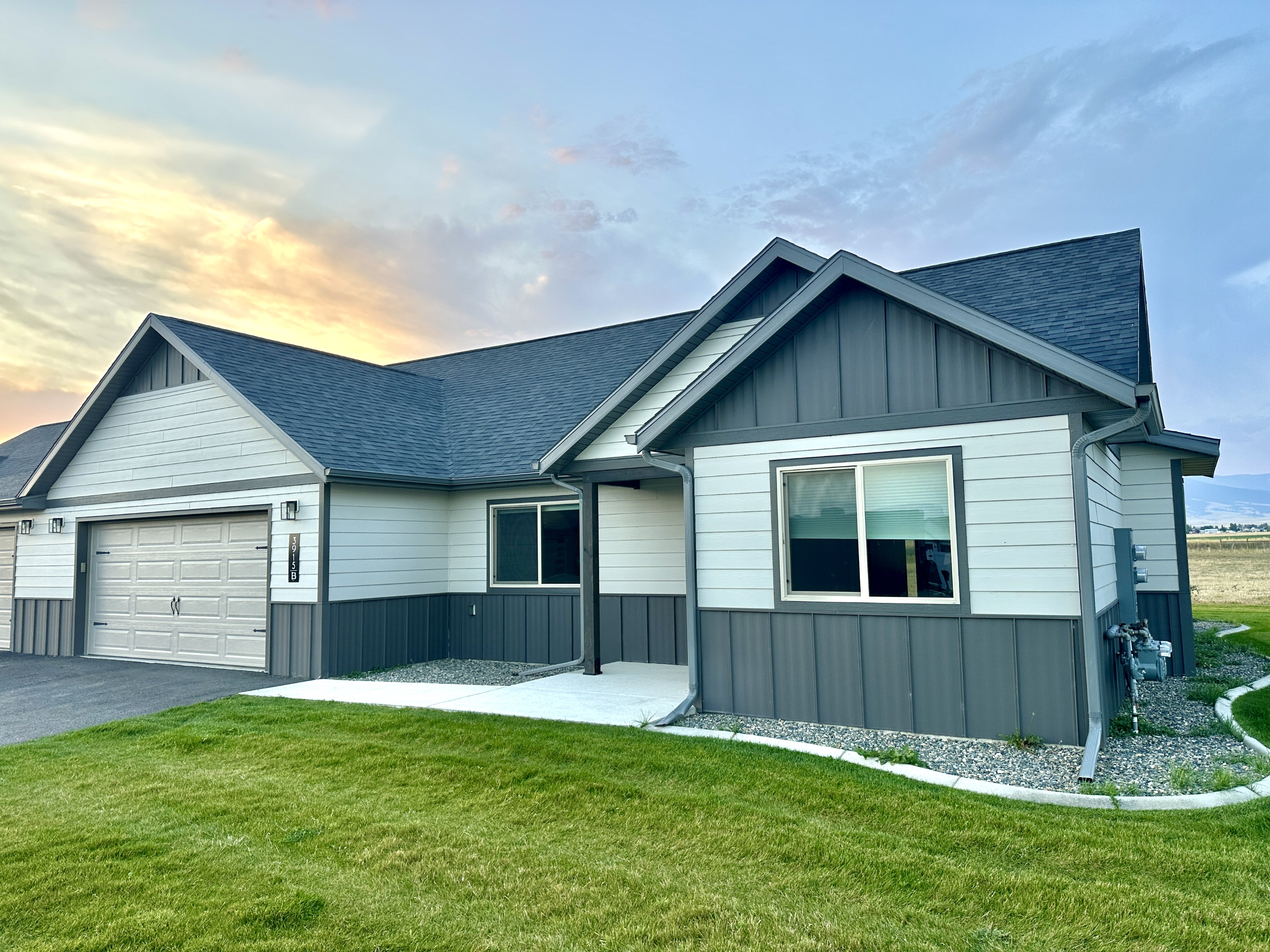 3915 Swan Road - B